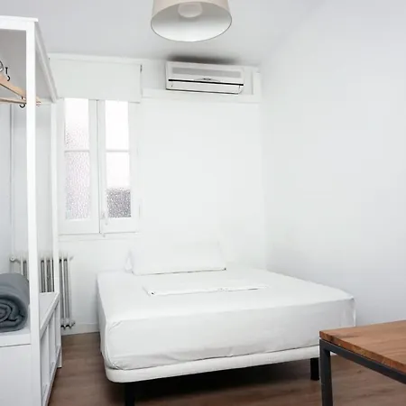 Coimpact Coliving Mallorca מלון